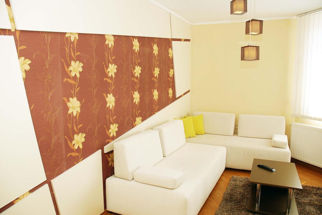 Семеен Хотел Виа Лакус Sapareva Banya Chambre photo