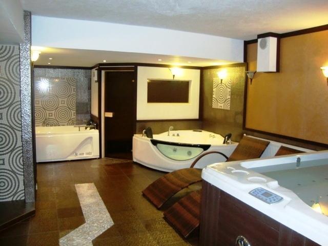 Семеен Хотел Виа Лакус Sapareva Banya Extérieur photo