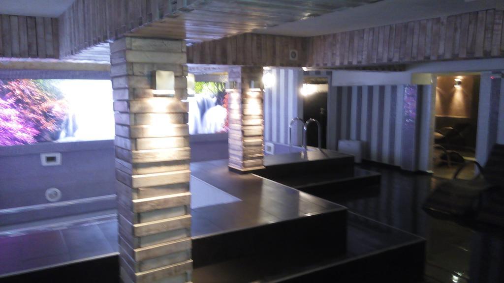 Семеен Хотел Виа Лакус Sapareva Banya Extérieur photo